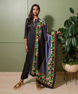 Purple linen satin print flora v neck embroidered back kurta with pant 1