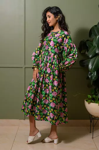 Black chanderi print bloom art crew neck gathered midi dress