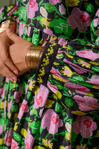Black chanderi print bloom art crew neck gathered midi dress