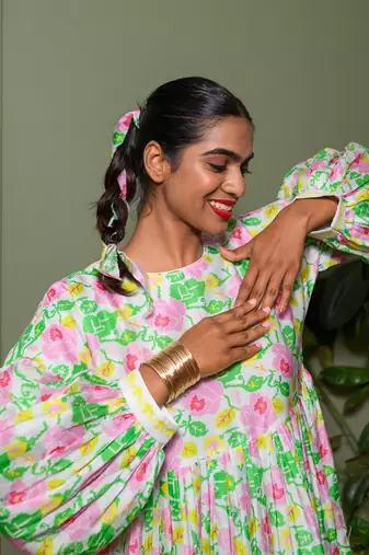 White chanderi print blossom art crew neck gathered midi dress
