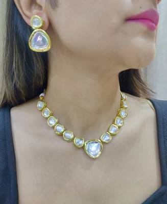 Aadhvita Kundan Necklace Set 1