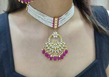 Noori Maroon Kundan Choker Set 2