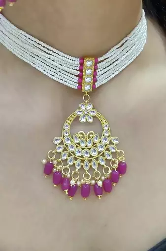 Noori Maroon Kundan Choker Set