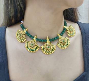 Evaanya Green Necklace Set 2