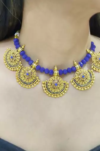 Evaanya Blue Necklace Set