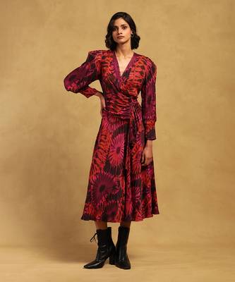 Ritu kumar red hriday dress 1