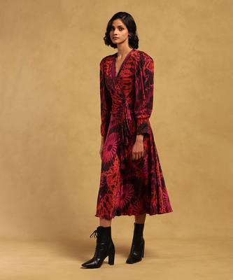 Ritu kumar red hriday dress 2