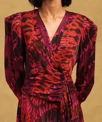 Ritu kumar red hriday dress 5