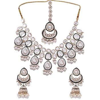Luxury kundan bridal jewelry set - silver crystal choker with pearl drops, earrings & maang tikka 2