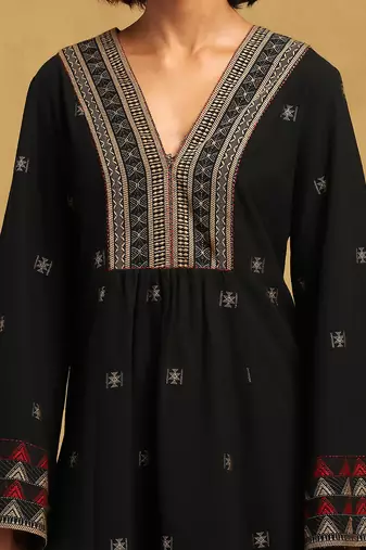 Ritu kumar black aurelia kurta with pant