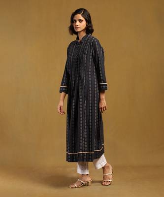 Ritu kumar blue nirvi kurta 2