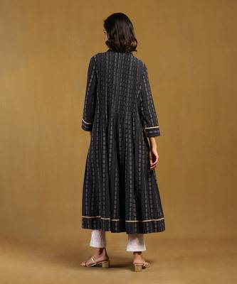 Ritu kumar blue nirvi kurta 4