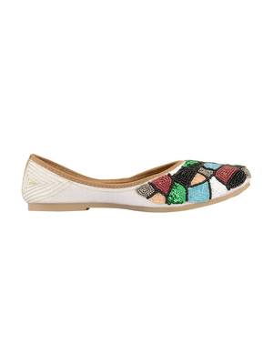 Ethnic women footwear hand embroidery punjai jutti -heavy multicolour 2