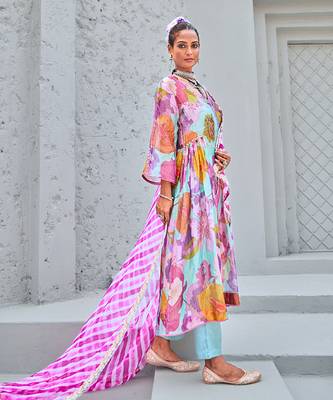 Aqua blue floral embellished tissue kurta set with leheriya dupatta 3