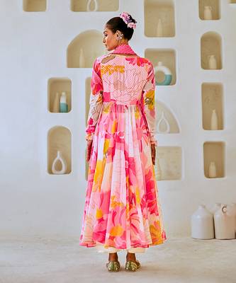 White & pink floral chiffon flared anarkali set with leheriya dupatta 5