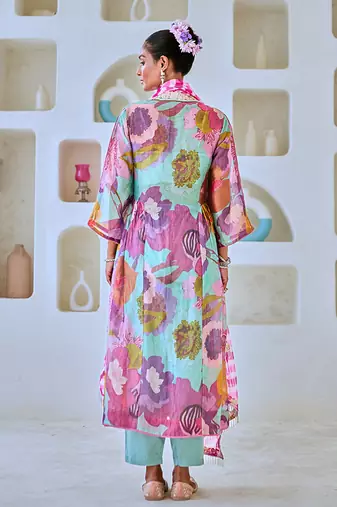 Aqua blue floral embellished tissue kurta set with leheriya dupatta