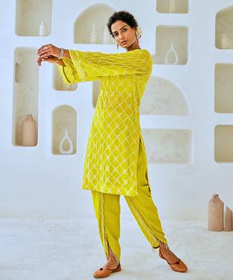 Lemon green mukaish georgette kurta set with organza dupatta 2