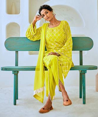 Lemon green mukaish georgette kurta set with organza dupatta 3
