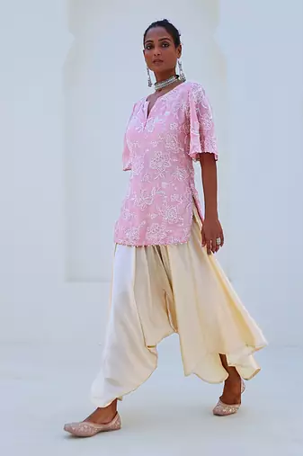 Soft pink embroidered tissue kurta set with organza dupatta