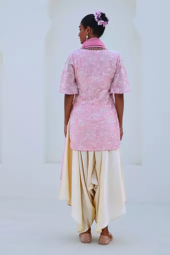 Soft pink embroidered tissue kurta set with organza dupatta
