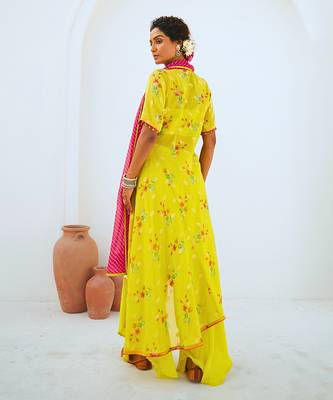 Lemon green tissue chanderi printed fusion set with leheriya dupatta 5