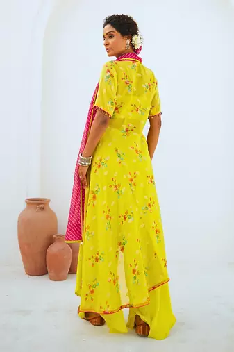 Lemon green tissue chanderi printed fusion set with leheriya dupatta