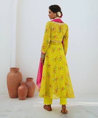 Lemon green tissue chanderi printed kurta set with leheriya dupatta 5