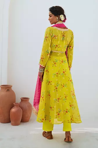 Lemon green tissue chanderi printed kurta set with leheriya dupatta