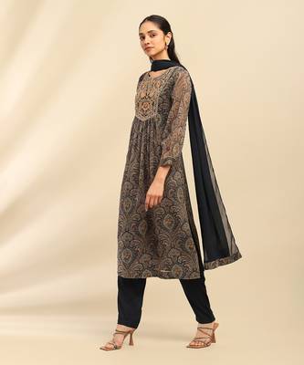 Aarke ritu kumar blue cassandra kurta with pant and dupatta 2
