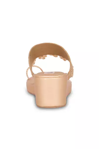 Gold printed  silkkolhapuri sandal