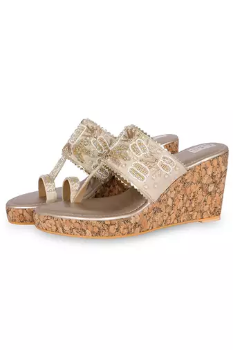 Brown embroidery  pu leather kolhapuri sandal