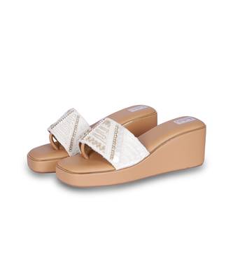 Brown embroidery  pu leather sandle 4