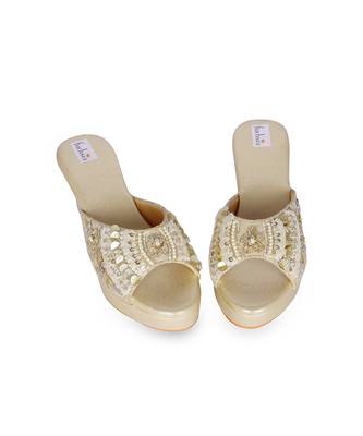 Gold embroidery pu leather sandle 5