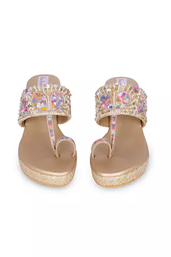 Multicolour embroidery pu leather sandle
