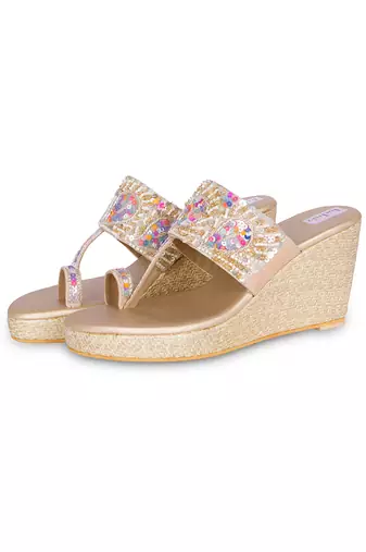 Multicolour embroidery pu leather sandle