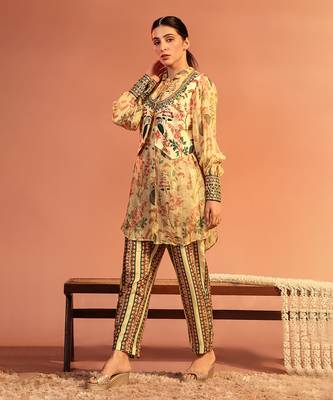 Cream tamaya embroidered kurta set with jacket 2