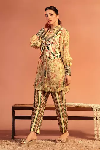 Cream tamaya embroidered kurta set with jacket