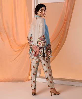 Blue aarani embroidered co-ord set 3