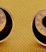 Kundan beautiful earrings are handcrafted in alloy with pearls of good quality