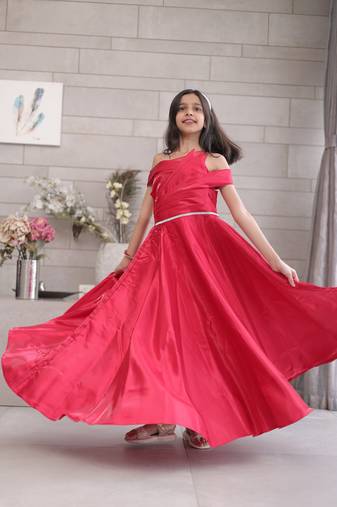 Red princess gown for girls for birthdays and weddings