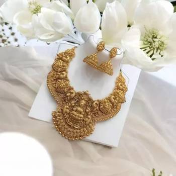 Antique gold temple jewelry set: intricate lakshmi Necklace :: with jhumka earrings 2
