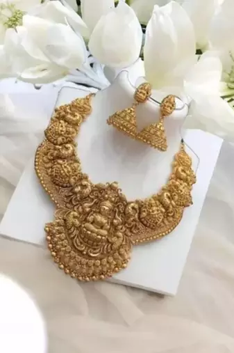 Antique gold temple jewelry set: intricate lakshmi Necklace :: with jhumka earrings