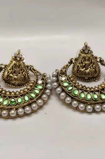 Ram Leela Pearl Earings with Light Green Stone