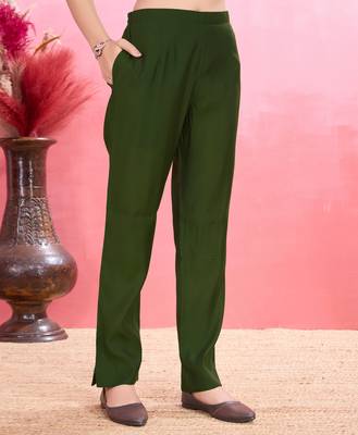  green blend viscose silk ethnic motifs straight kurta with pant & printed dupatta 4