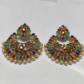 Multi Colour Gold Kundan Maang Tikka 2