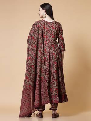 Maroon floral printed embroidered anarkali kurta pant with dupatta set 3
