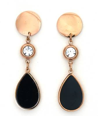 Kundan beautiful earrings are handcrafted in alloy with pearls of good quality 2