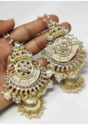 Elegant kundan jhumka earrings with pearl drops - traditional indian wedding jewelry 2