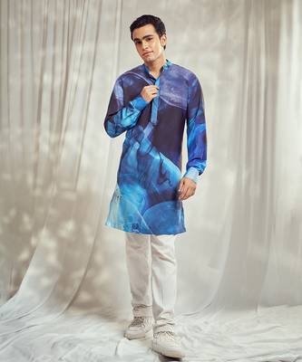 Blue crepe print kurta. 1