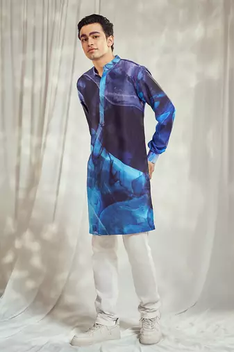 Blue crepe print kurta.